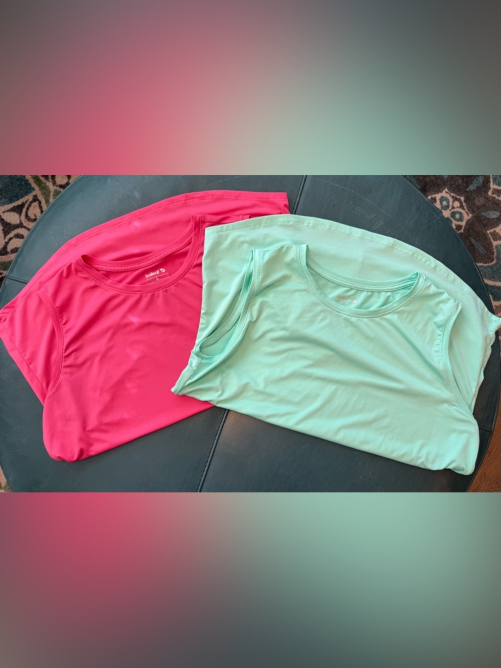 Bundle of 2 Baleaf Athletic Tanks - Hot Pink & Mint